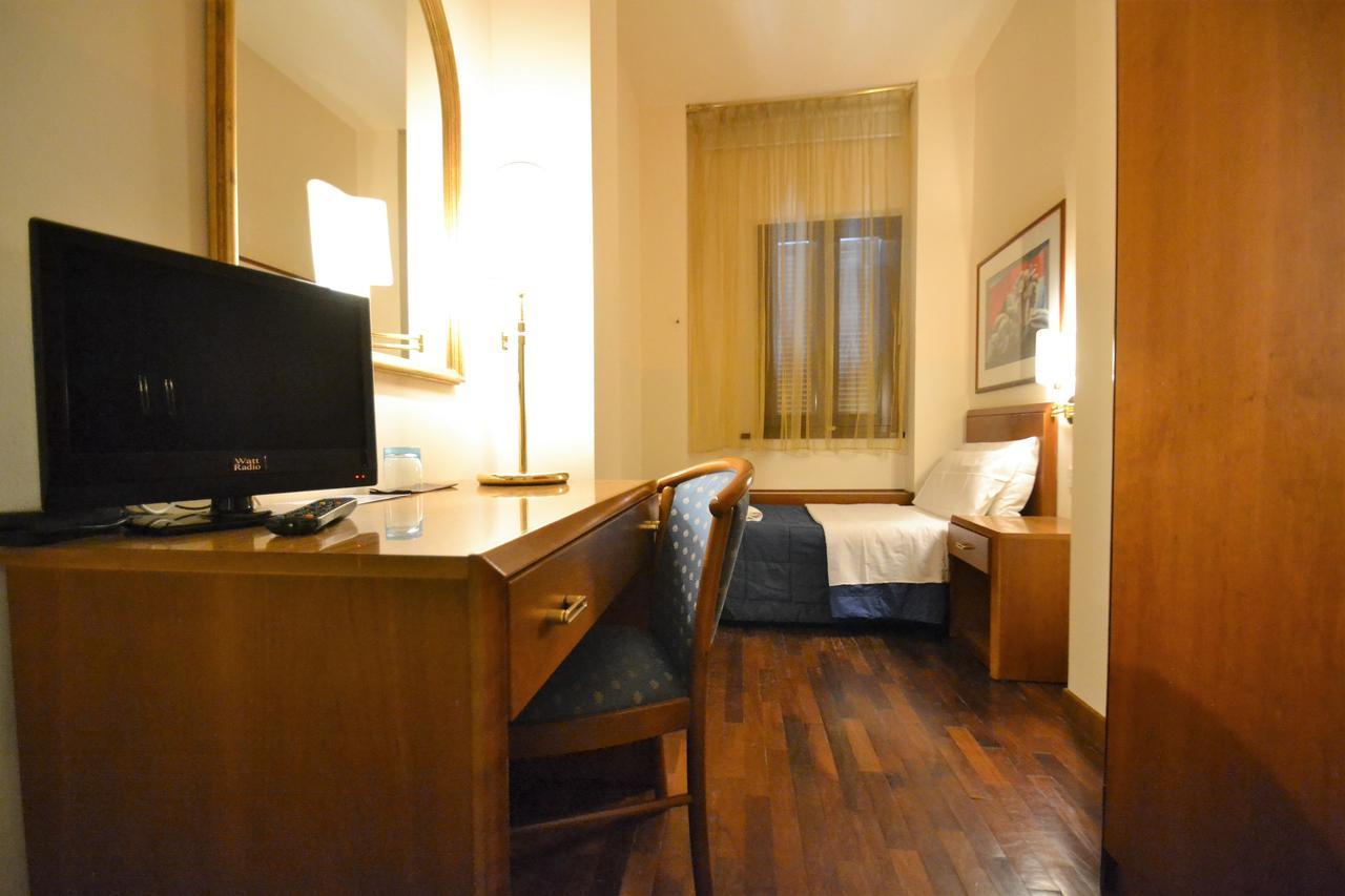 Hotel Posta Cecina  Eksteriør bilde