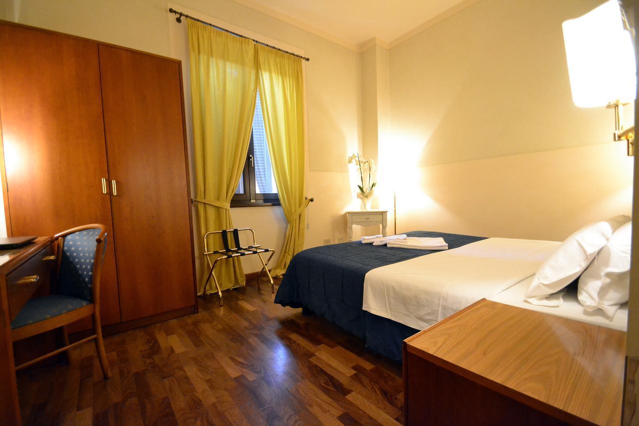 Hotel Posta Cecina  Eksteriør bilde