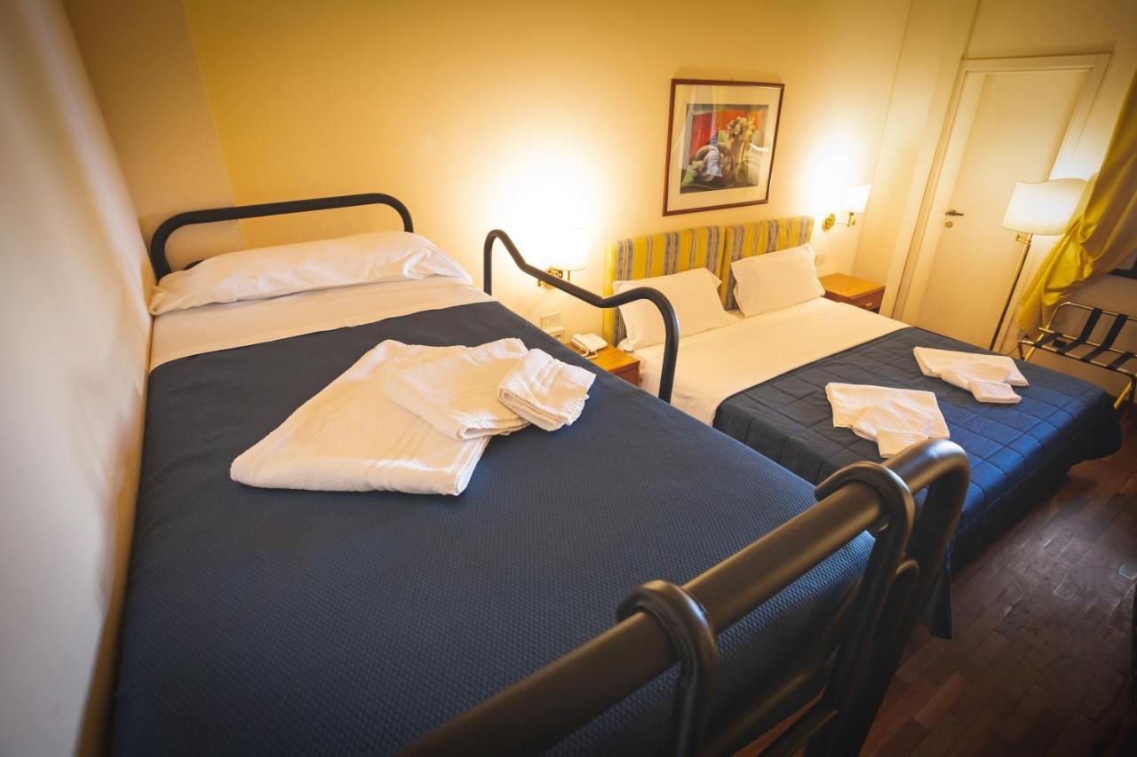 Hotel Posta Cecina  Eksteriør bilde