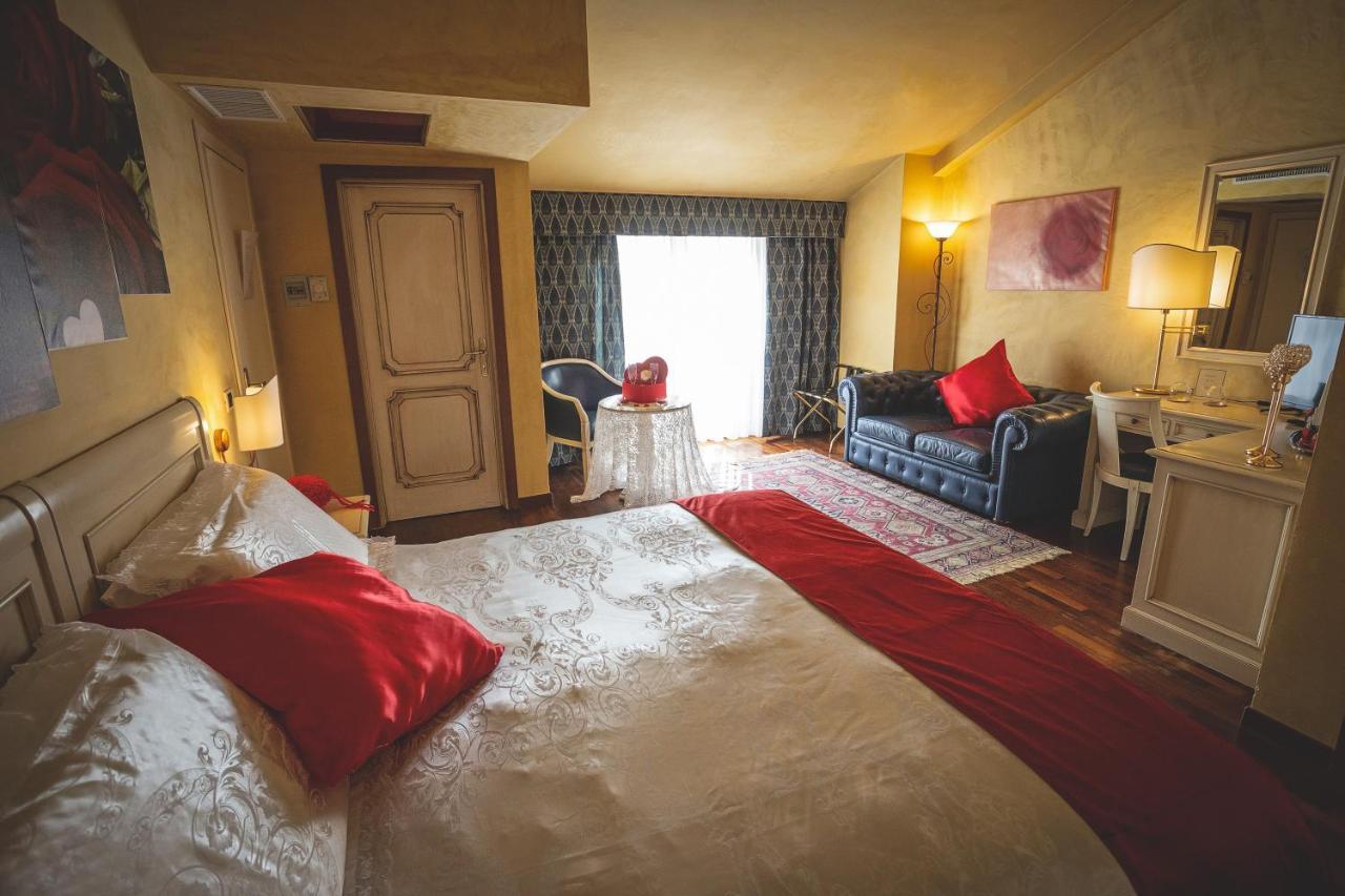 Hotel Posta Cecina  Eksteriør bilde