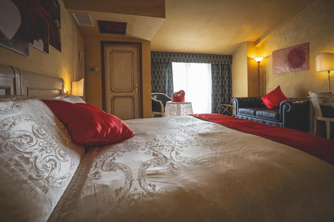 Hotel Posta Cecina  Eksteriør bilde