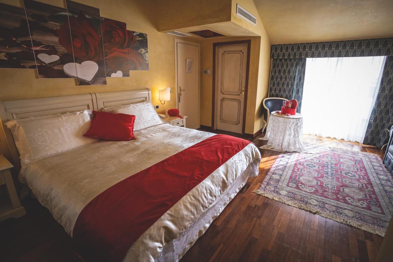 Hotel Posta Cecina  Eksteriør bilde